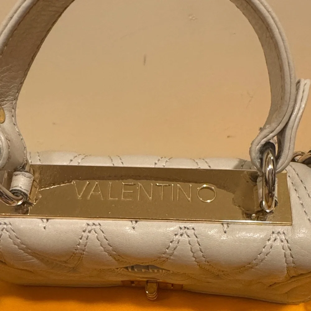 Valentino✨ Beatriz D-Plate Bag by Mario Valentino - Picture 5 of 16
